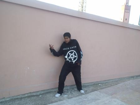                                             Me OmaR